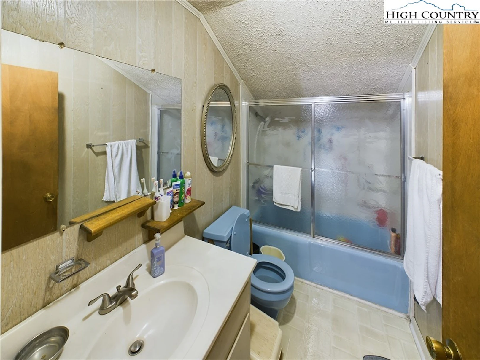 Image number 11 for the current listing
