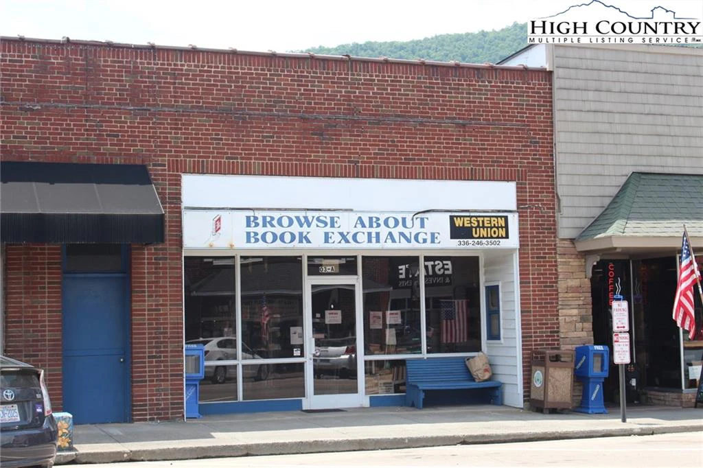 Image number 1 for the current listing