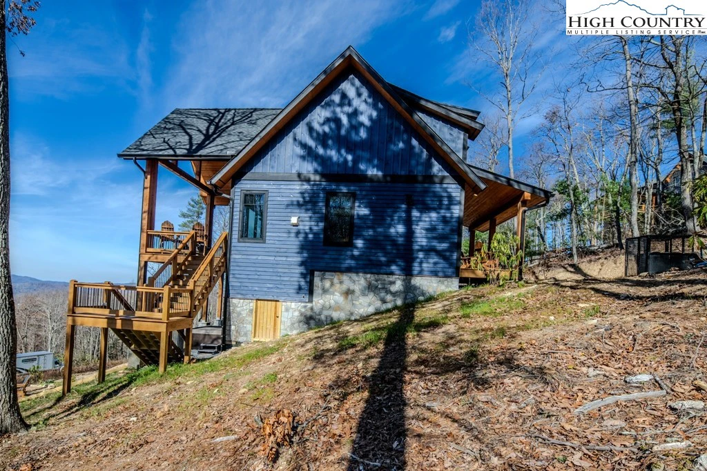 Image number 8 for the current listing