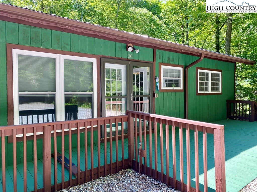 Image number 5 for the current listing