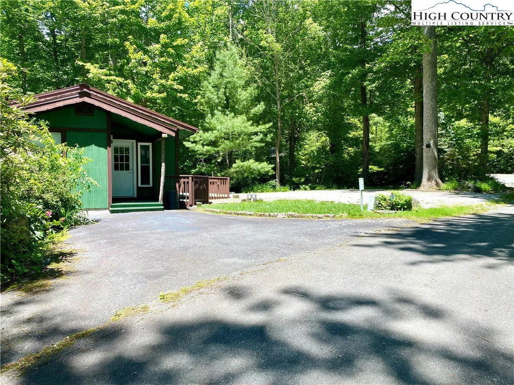 Image number 6 for the current listing