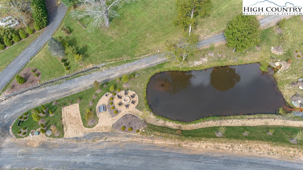 Image number 3 for the current listing