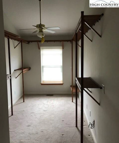 Image number 9 for the current listing