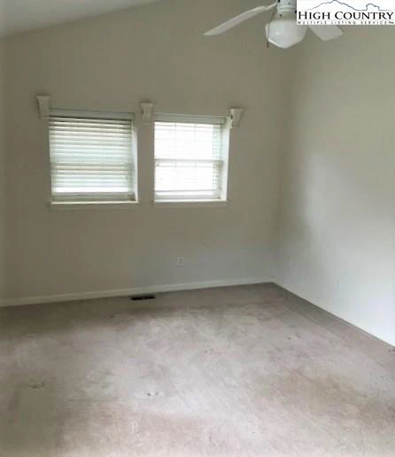 Image number 8 for the current listing
