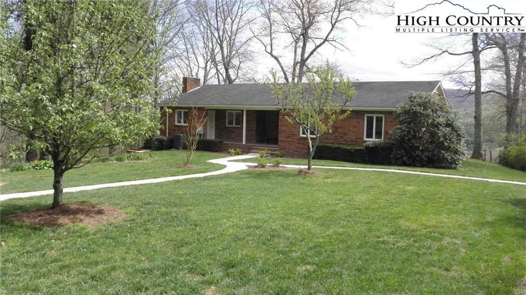 Image number 1 for the current listing