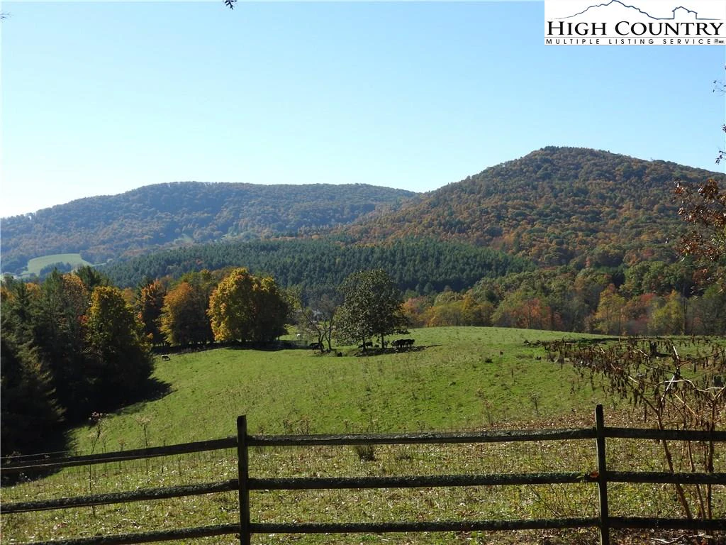 Image number 18 for the current listing