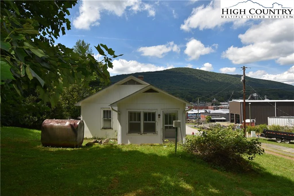Image number 21 for the current listing