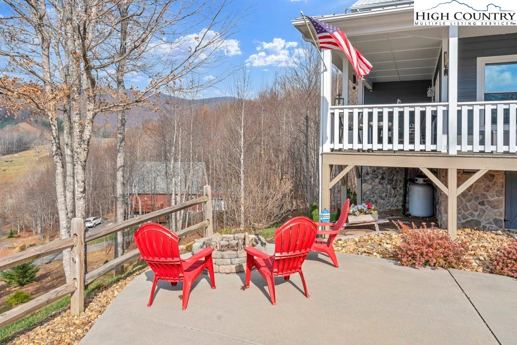 Image number 21 for the current listing
