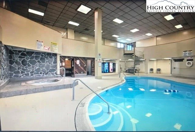 Image number 10 for the current listing