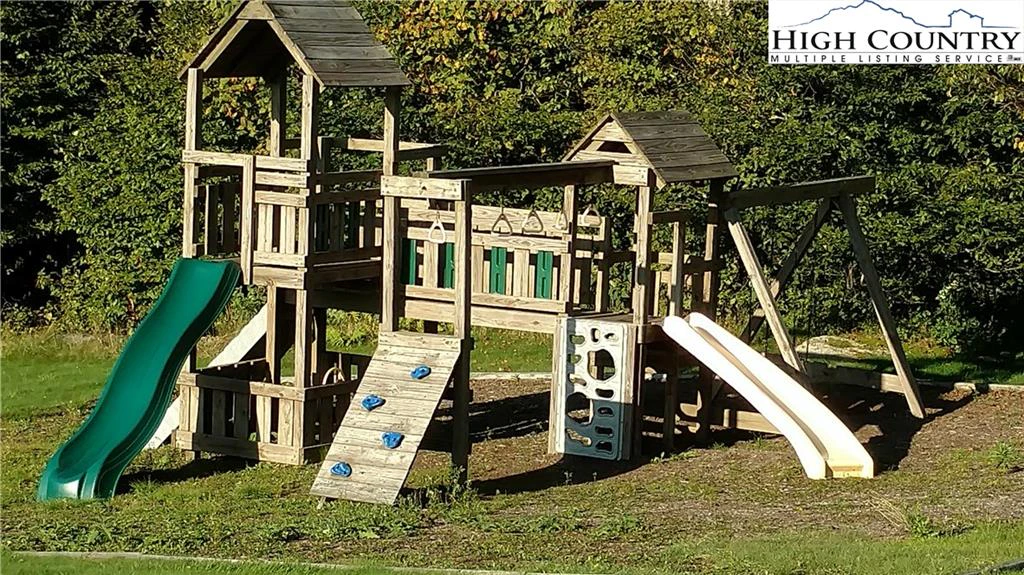 Image number 6 for the current listing