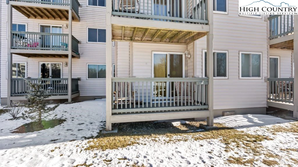 Image number 18 for the current listing
