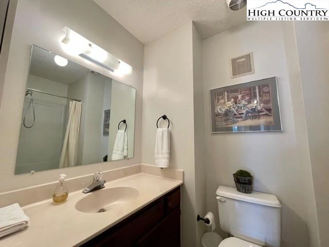 Image number 15 for the current listing