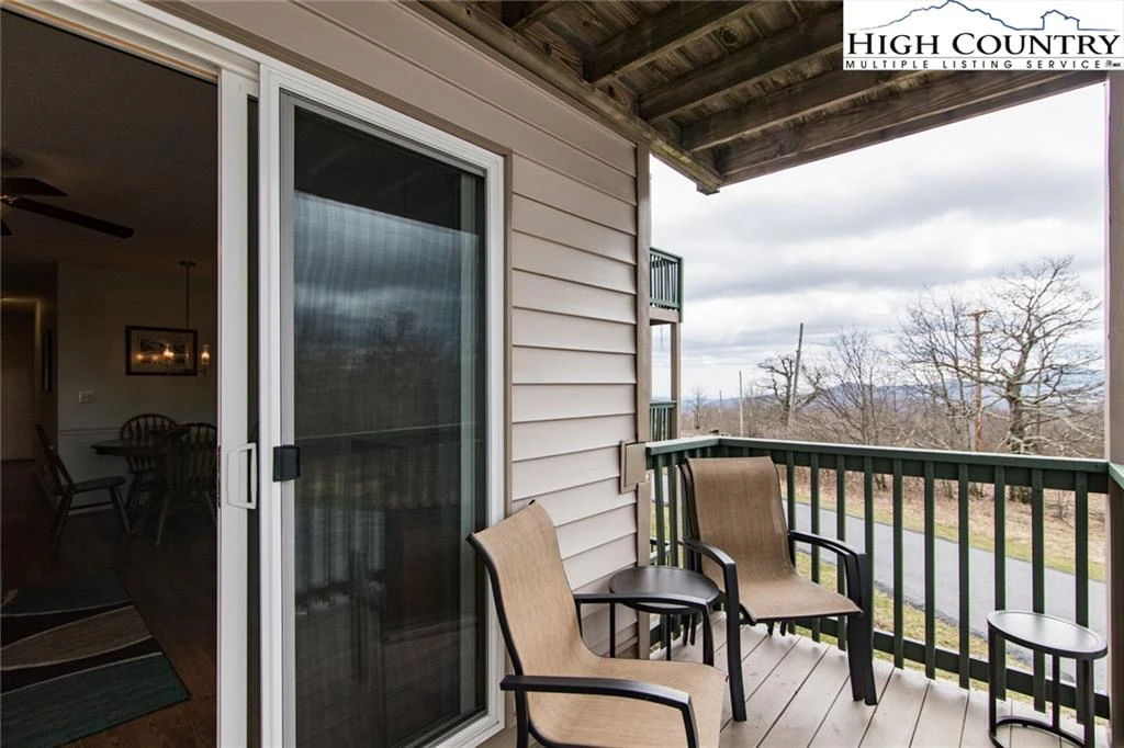 Image number 5 for the current listing