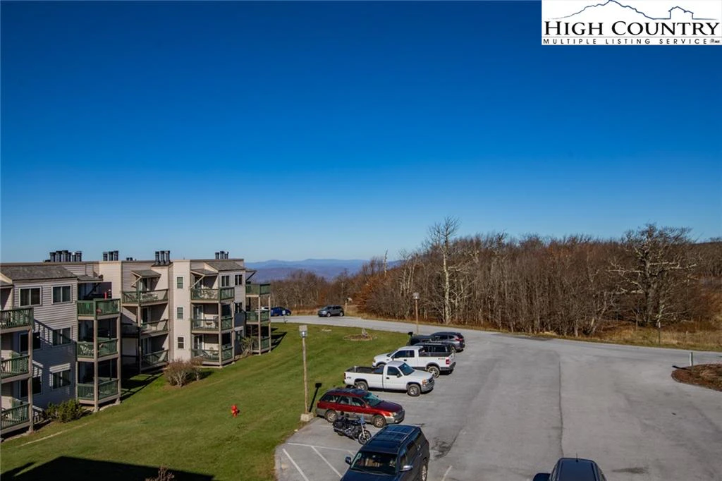 Image number 7 for the current listing