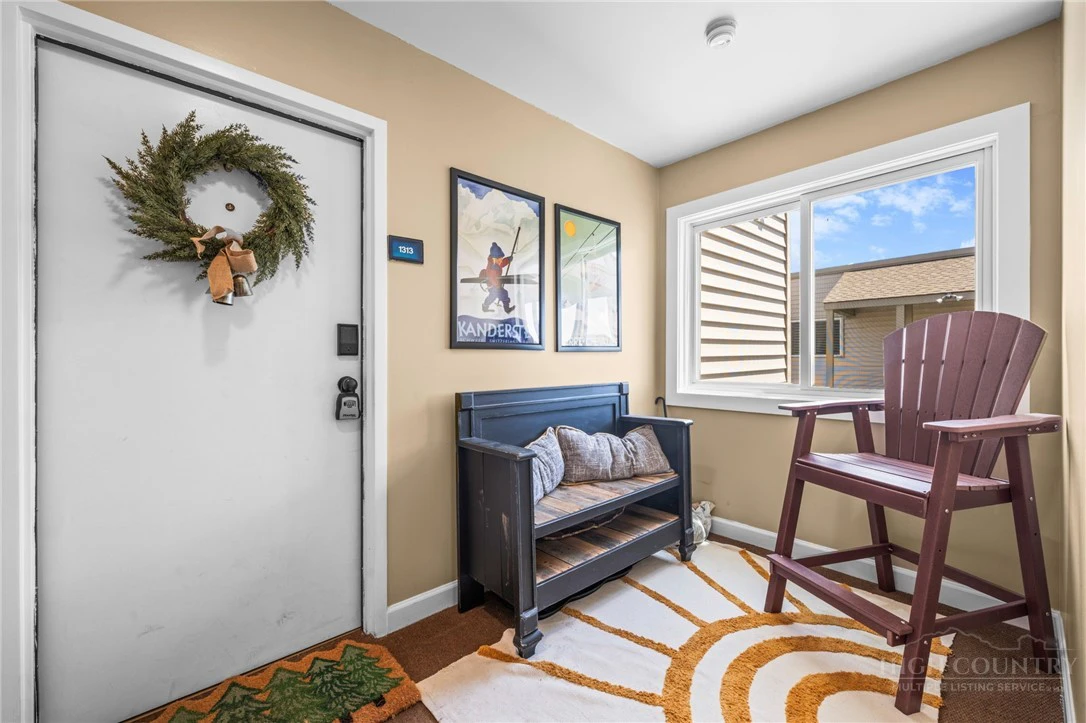 Image number 3 for the current listing