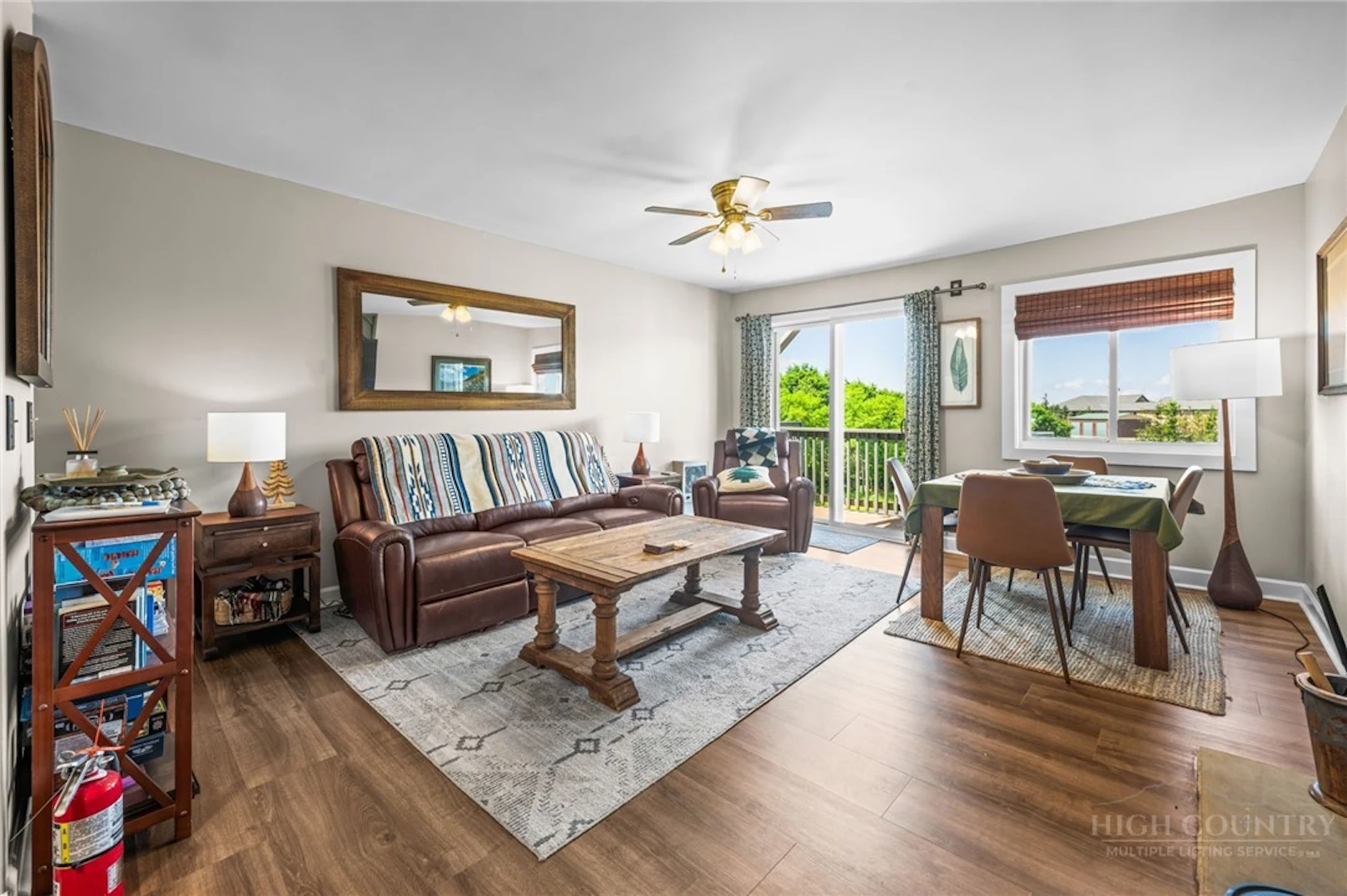 Image number 6 for the current listing