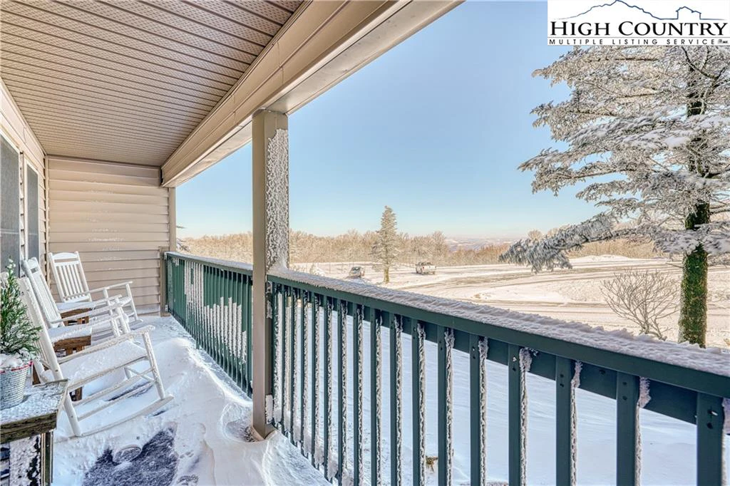 Image number 18 for the current listing