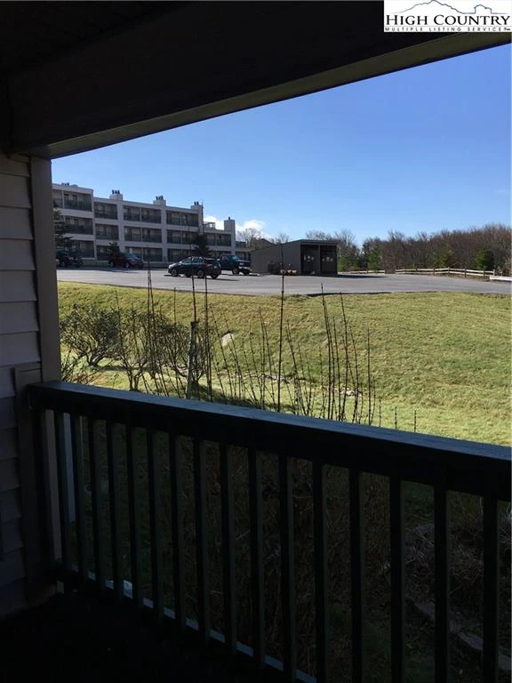Image number 6 for the current listing