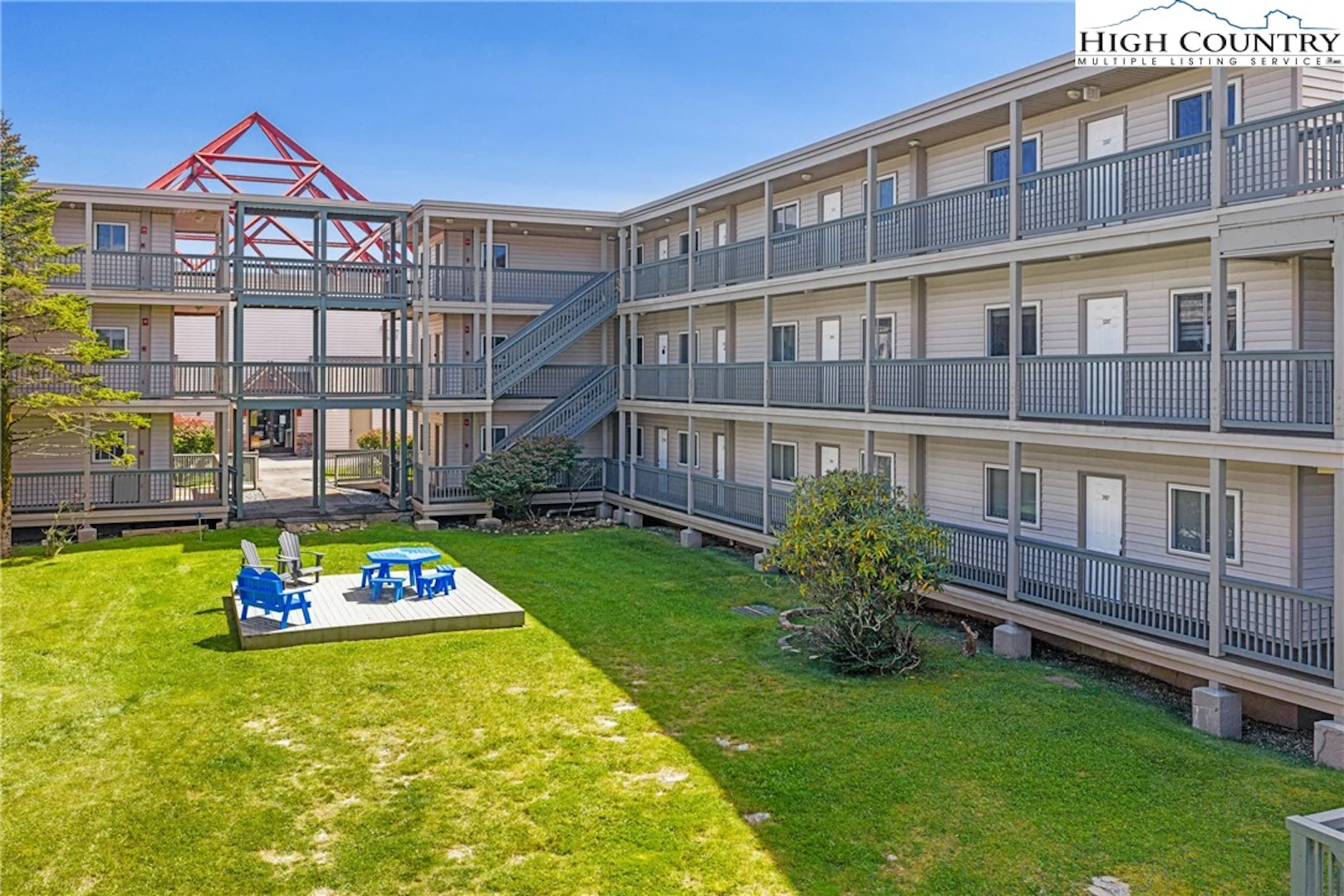 Image number 9 for the current listing