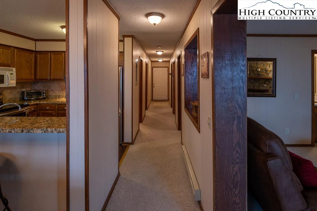 Image number 6 for the current listing