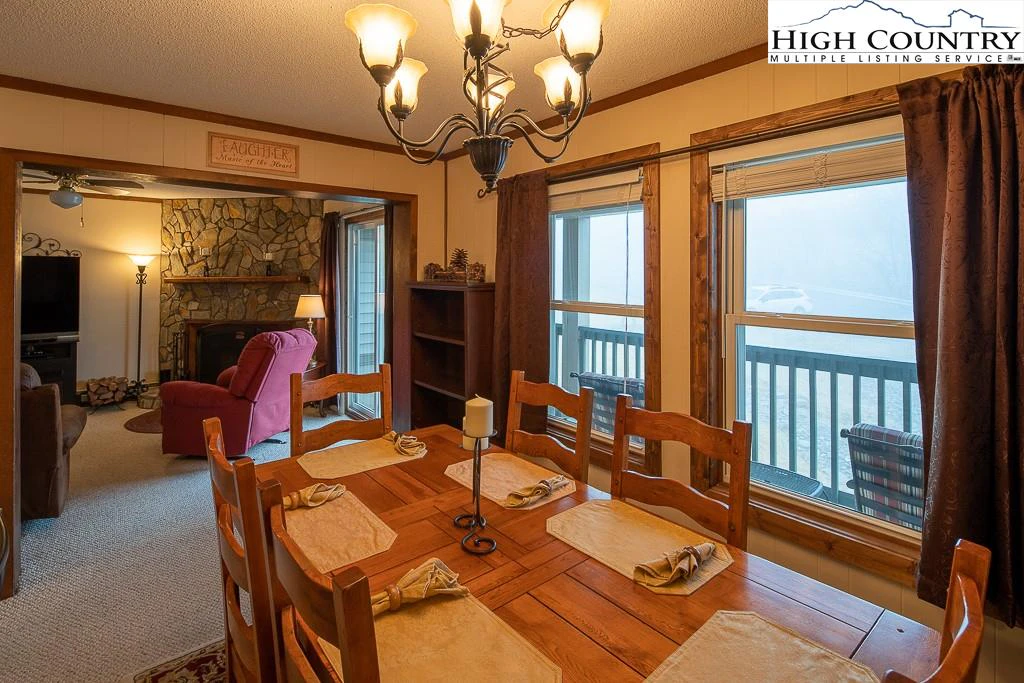 Image number 12 for the current listing