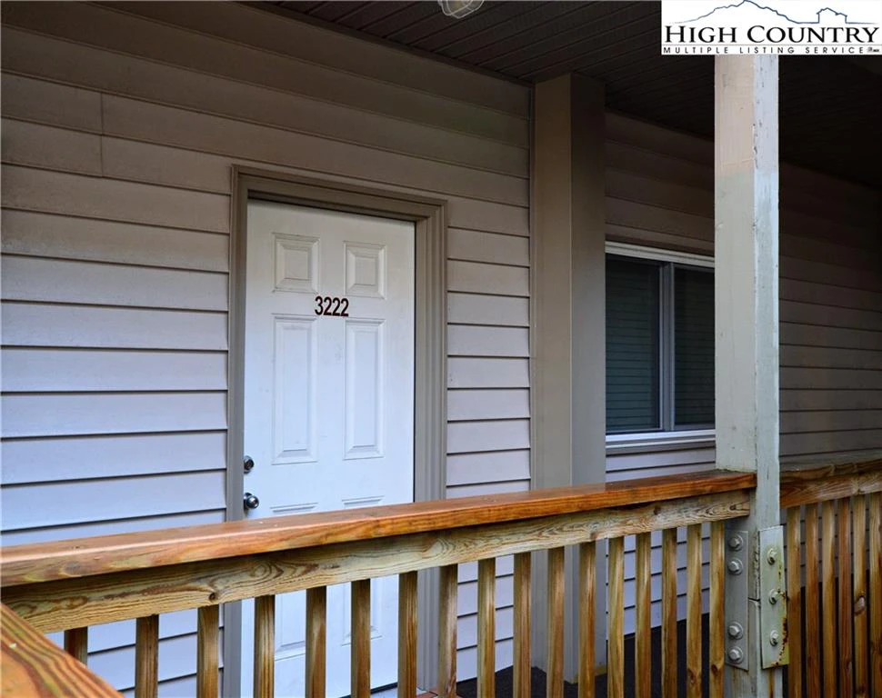 Image number 9 for the current listing