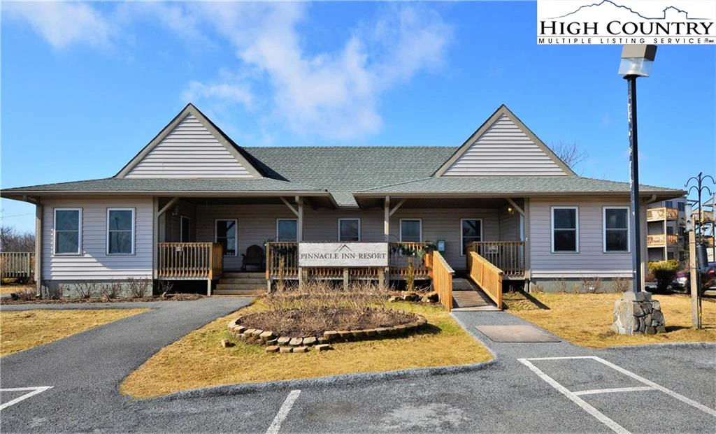 Image number 3 for the current listing