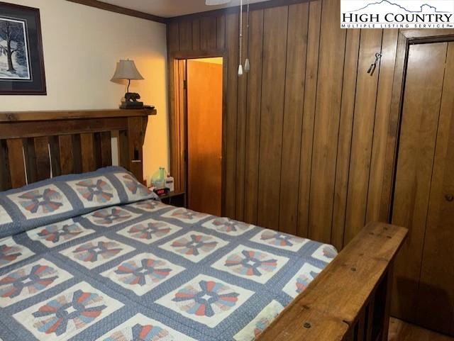Image number 10 for the current listing