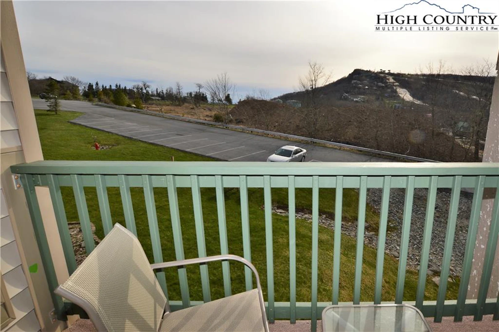 Image number 6 for the current listing