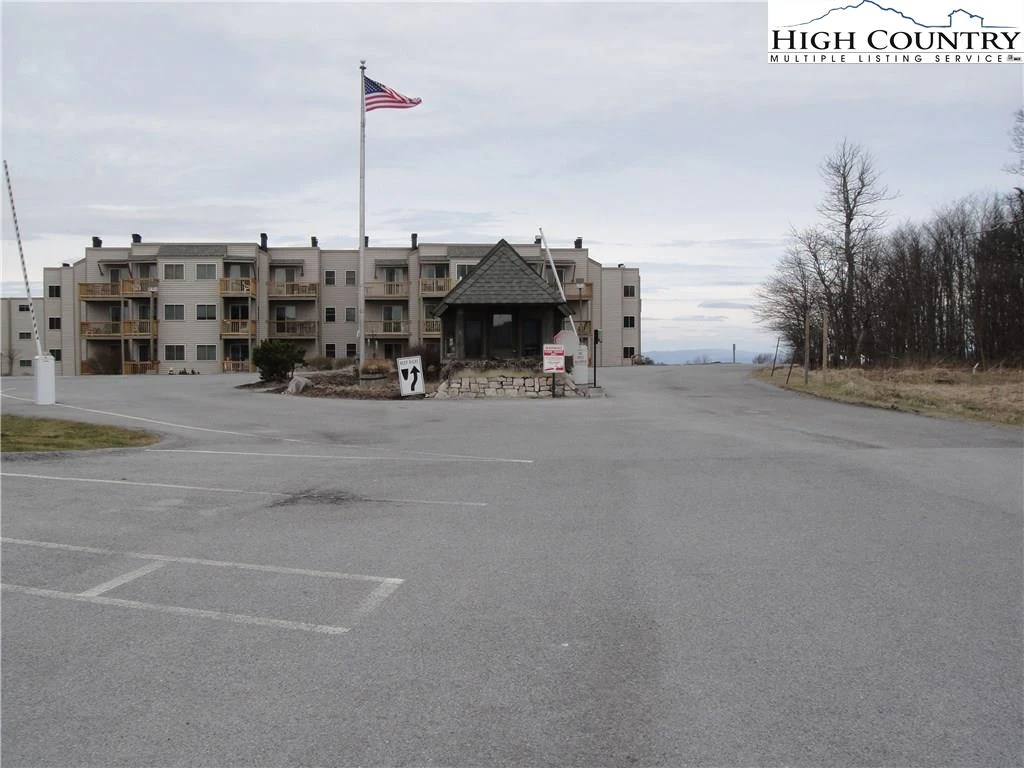Image number 2 for the current listing