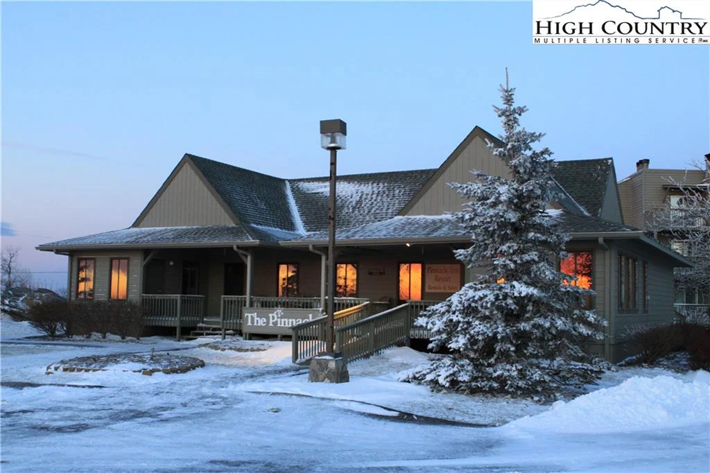 Image number 12 for the current listing