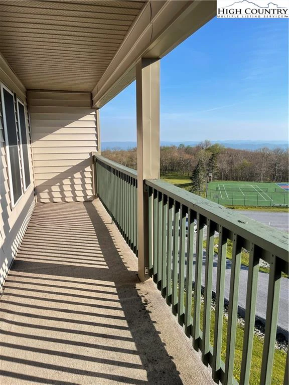 Image number 20 for the current listing