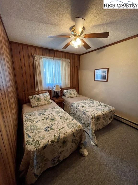 Image number 13 for the current listing