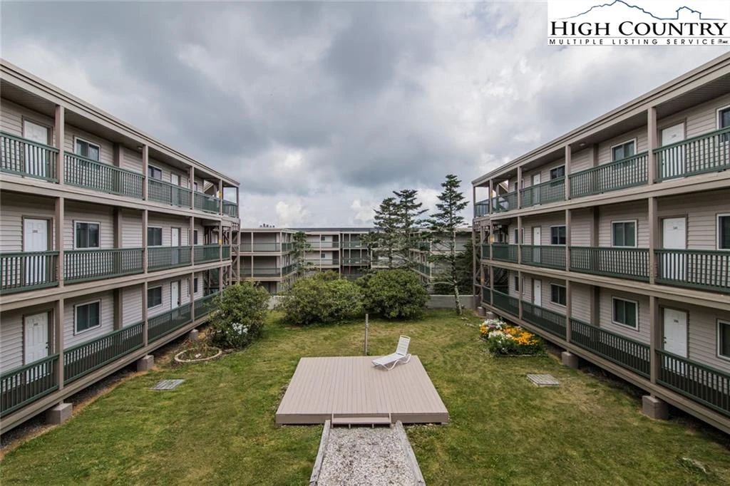 Image number 6 for the current listing