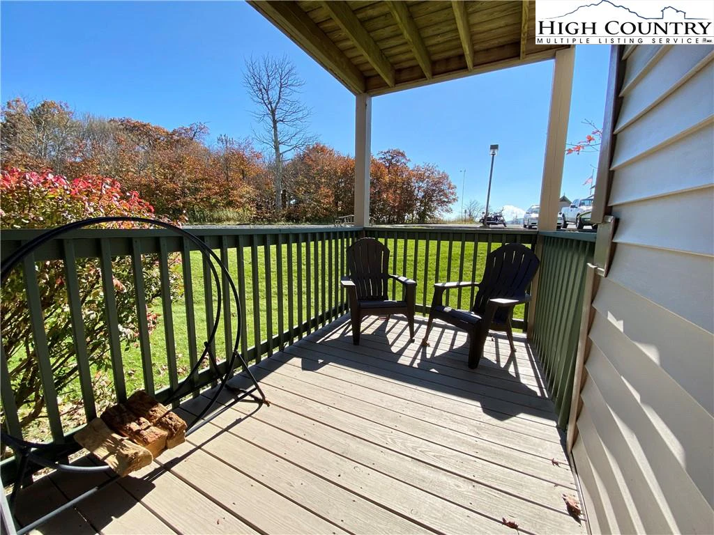 Image number 10 for the current listing