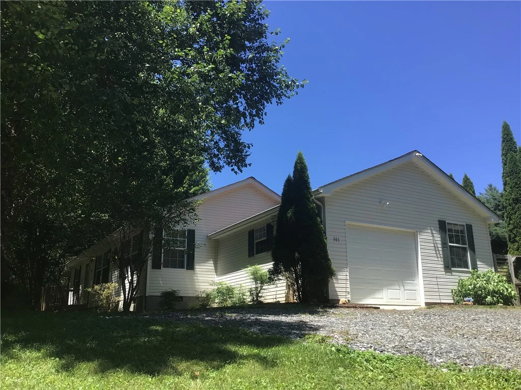 Image number 2 for the current listing