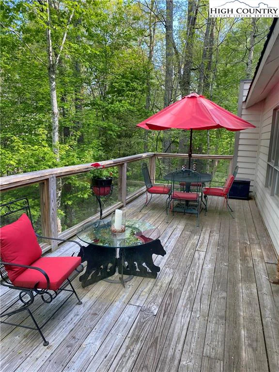 Image number 8 for the current listing