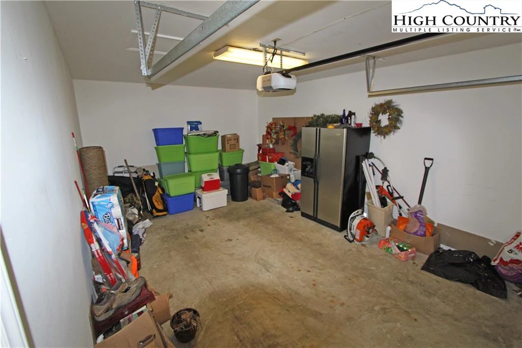 Image number 12 for the current listing