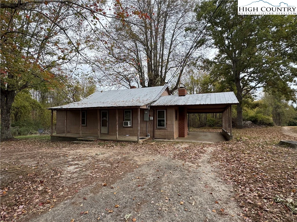 Image number 1 for the current listing