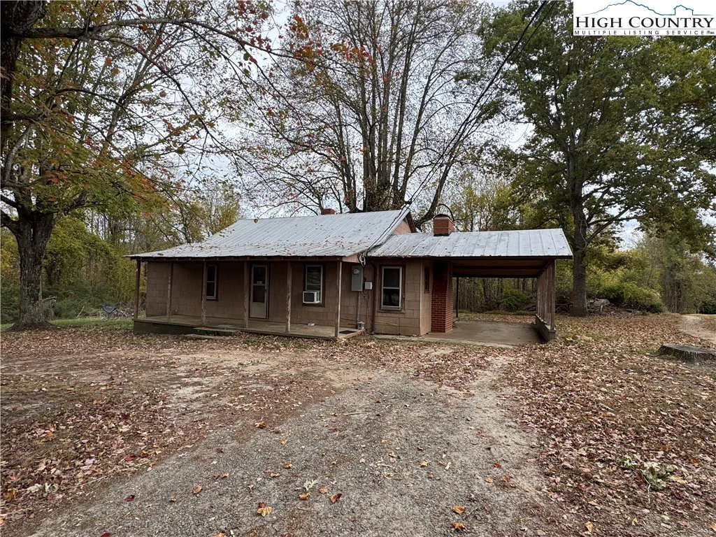 Image number 3 for the current listing
