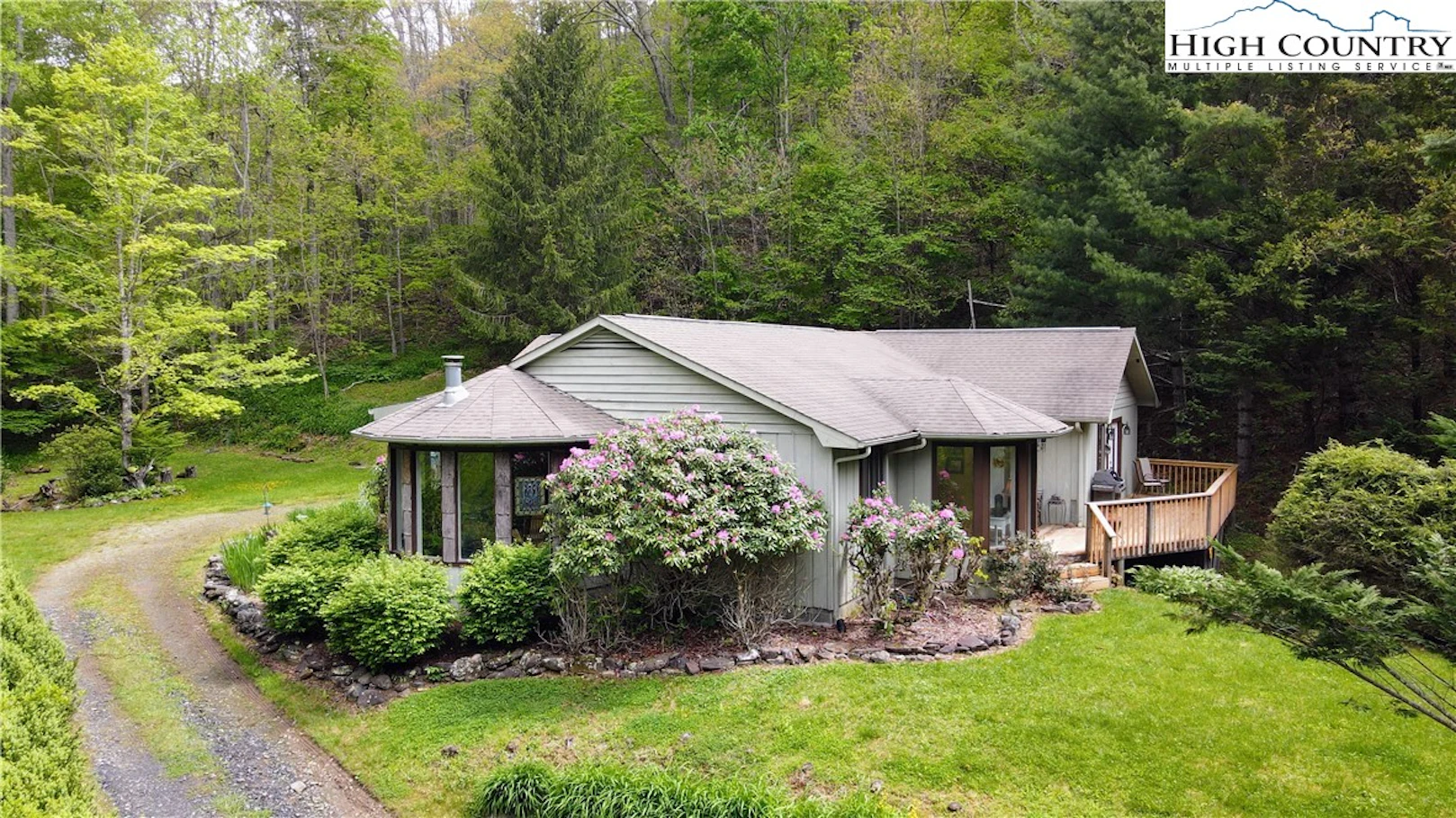 Image number 18 for the current listing