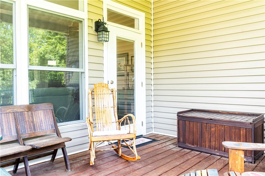 Image number 10 for the current listing