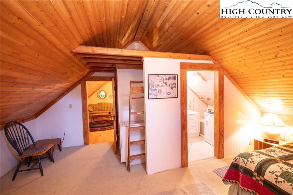 Image number 6 for the current listing