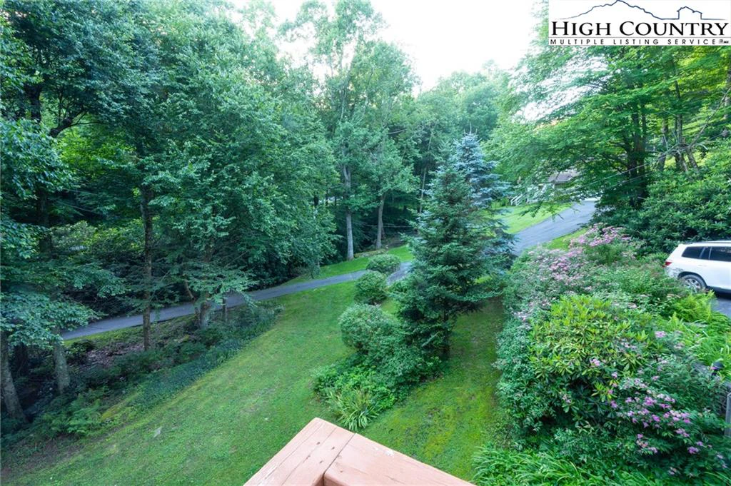 Image number 10 for the current listing