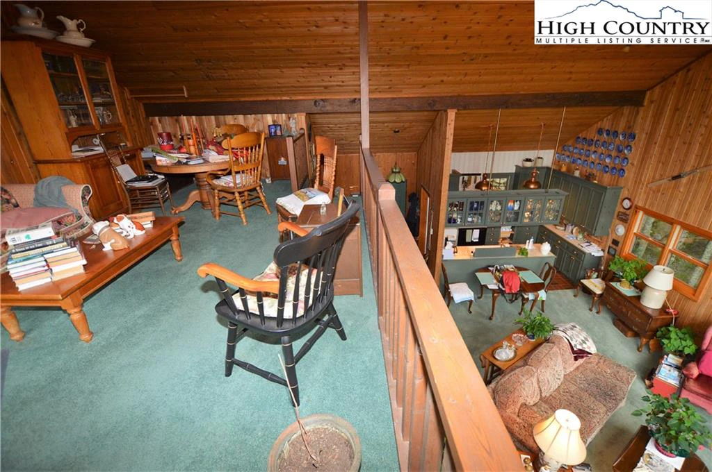 Image number 6 for the current listing