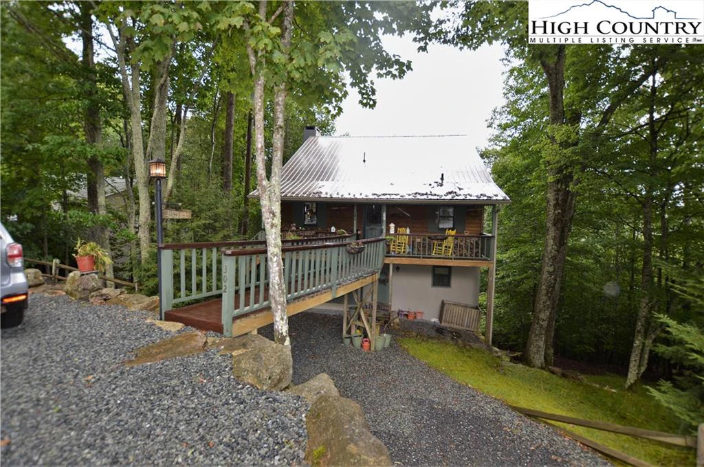 Image number 18 for the current listing