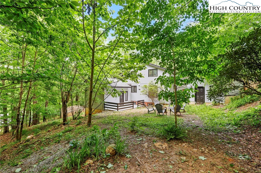 Image number 13 for the current listing