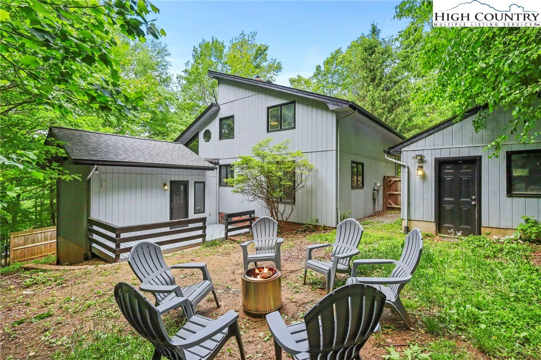 Image number 14 for the current listing