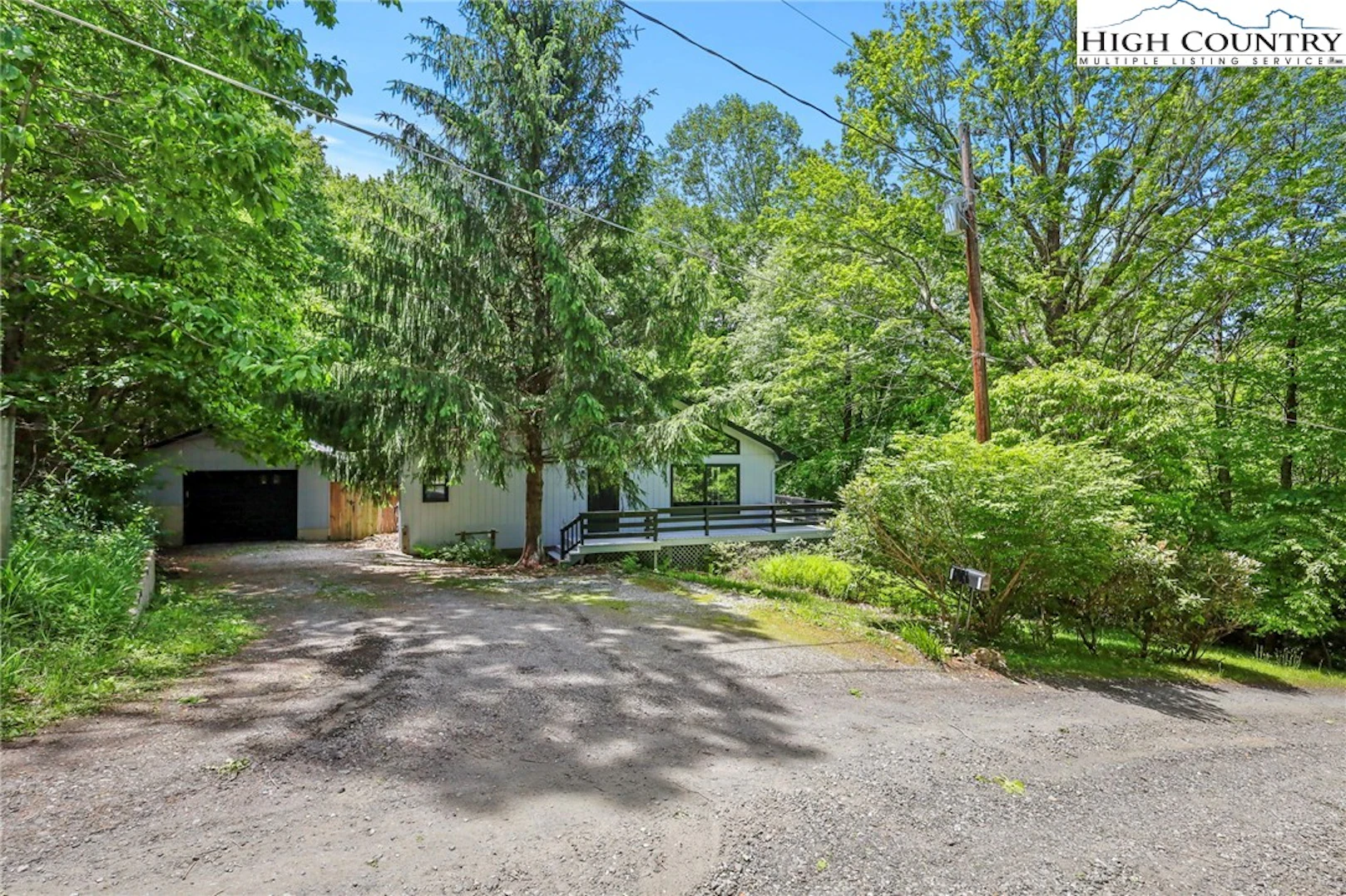 Image number 15 for the current listing