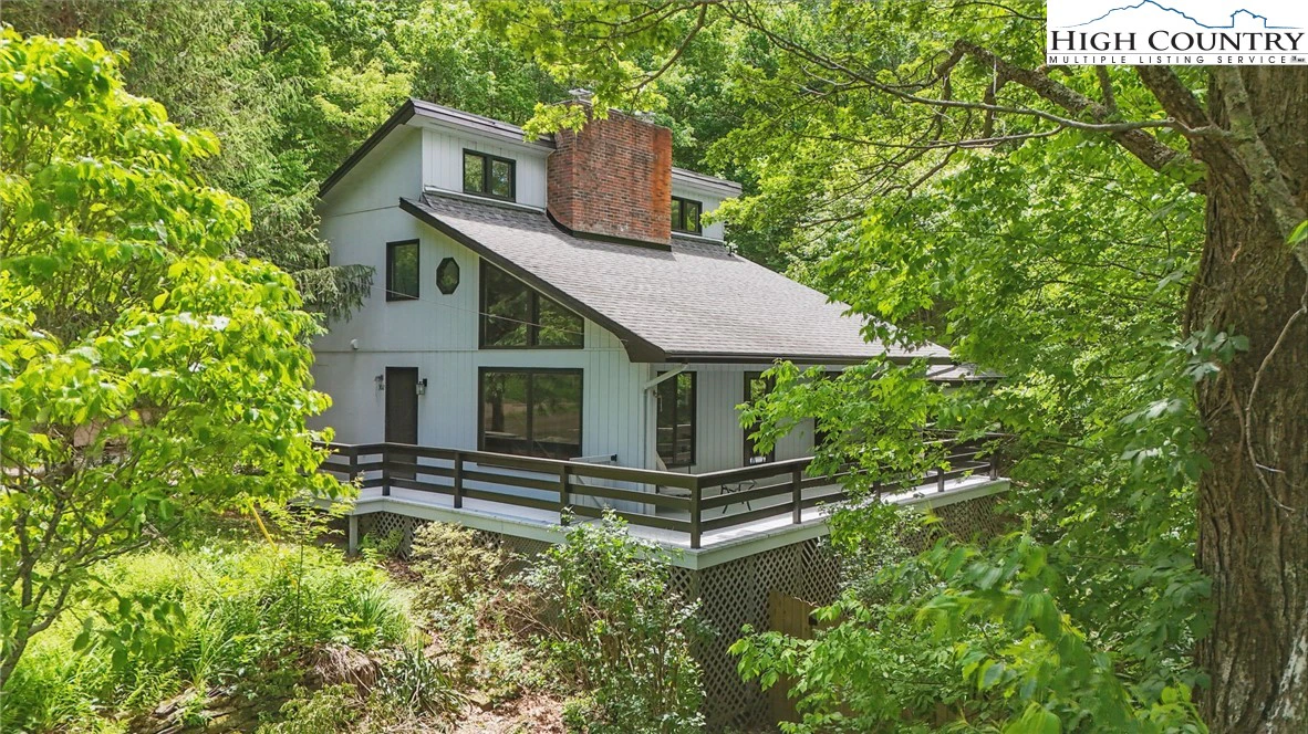 Image number 1 for the current listing